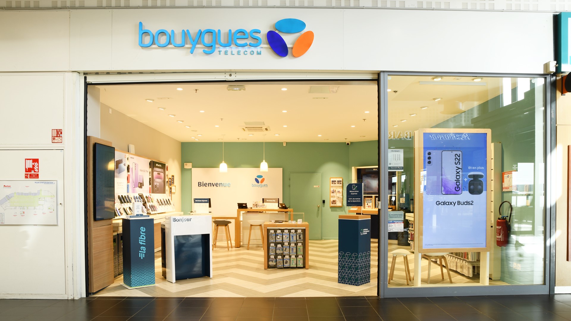 Boutique BOUYGUES TELECOM CC CHATEAUBERNARD